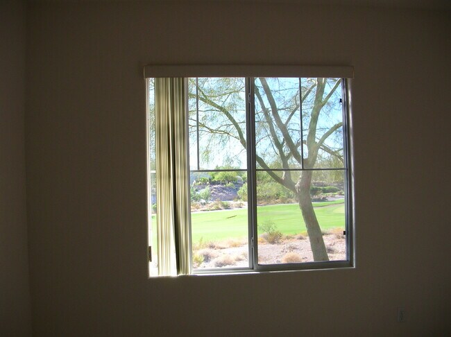 Building Photo - 900 Duckhorn Ct