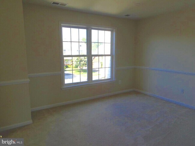 Building Photo - 15839 Fourmile Creek Ct