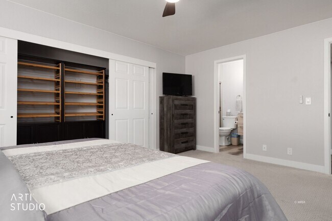 Building Photo - 801 Mesquite Springs Dr