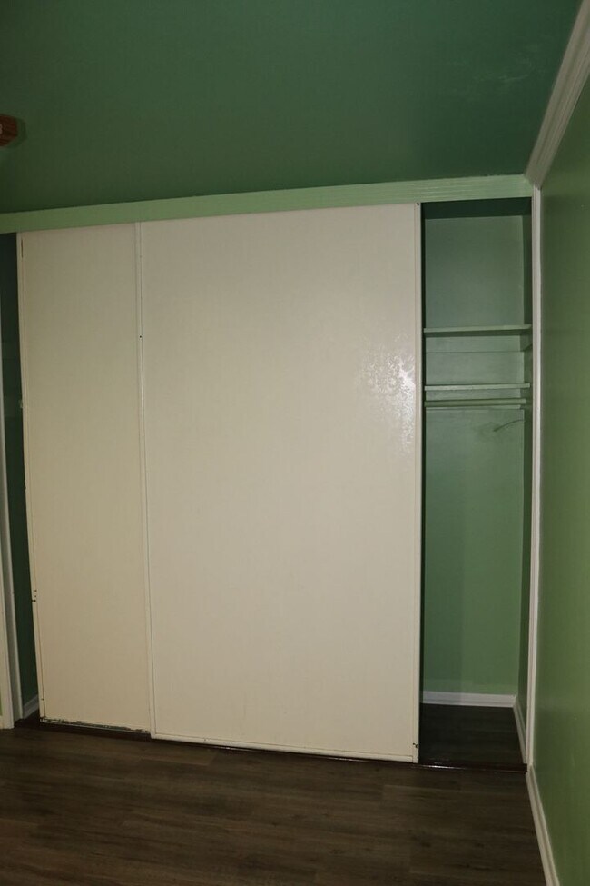 Building Photo - 19275 Symeron Rd