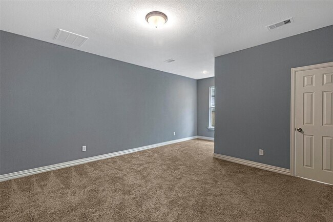Building Photo - 7638 Bronze Trail Dr