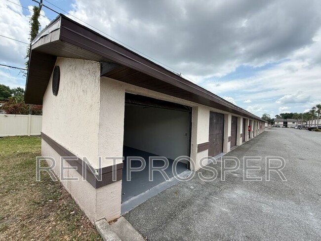 Building Photo - 1069 Ellen Ct