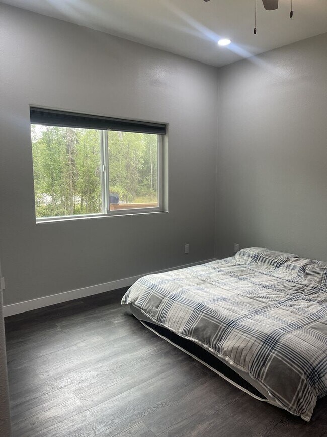 Building Photo - 8561 W Cormorant Way
