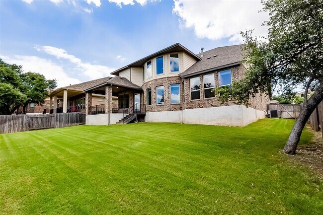 Building Photo - 4221 Valley Oaks Dr
