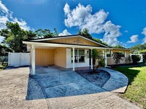 Building Photo - 435 Andes Ave