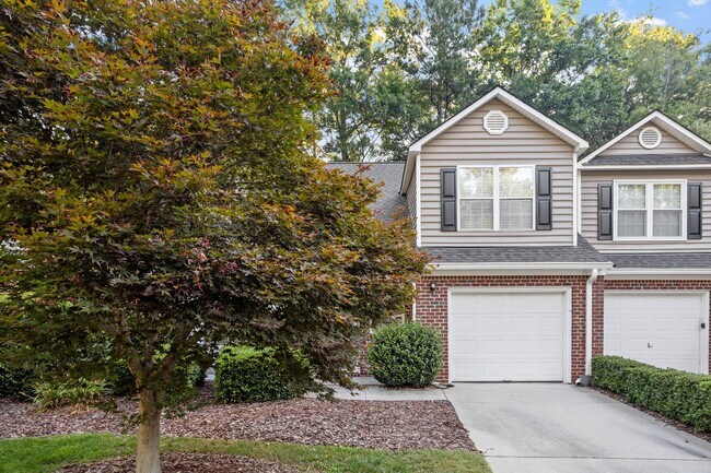 Building Photo - 3301 Philmont Dr