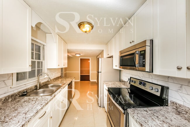 Building Photo - Living where You Love is Good for your Heart!