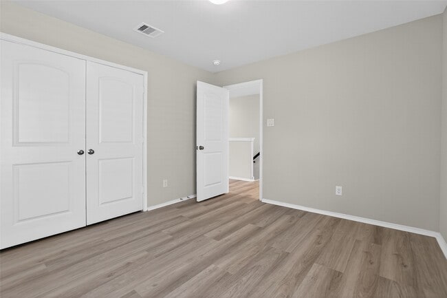 Building Photo - 16817 Pink Wintergreen Dr