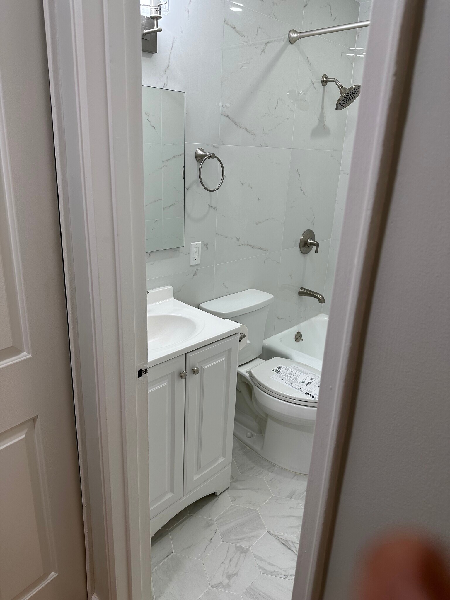 Building Photo - 3520 Leverich