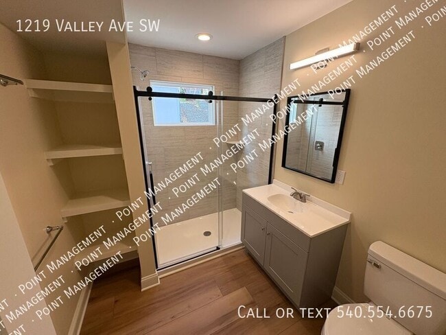 Building Photo - 1219 Valley Ave SW