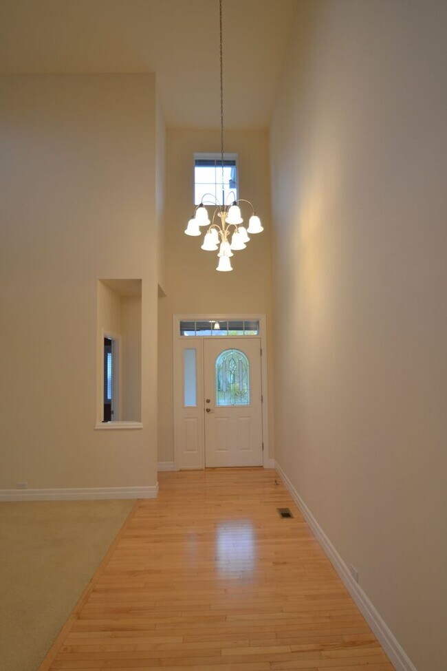 Building Photo - 4Bd/2.5Ba Snohomish Home