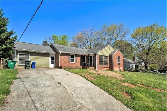 Primary Photo - 1806 Coventry Rd