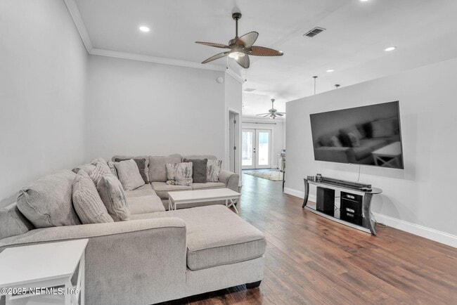 Building Photo - 3652 Sanctuary Way S