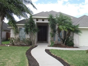Building Photo - 3611 Spicewood Dr
