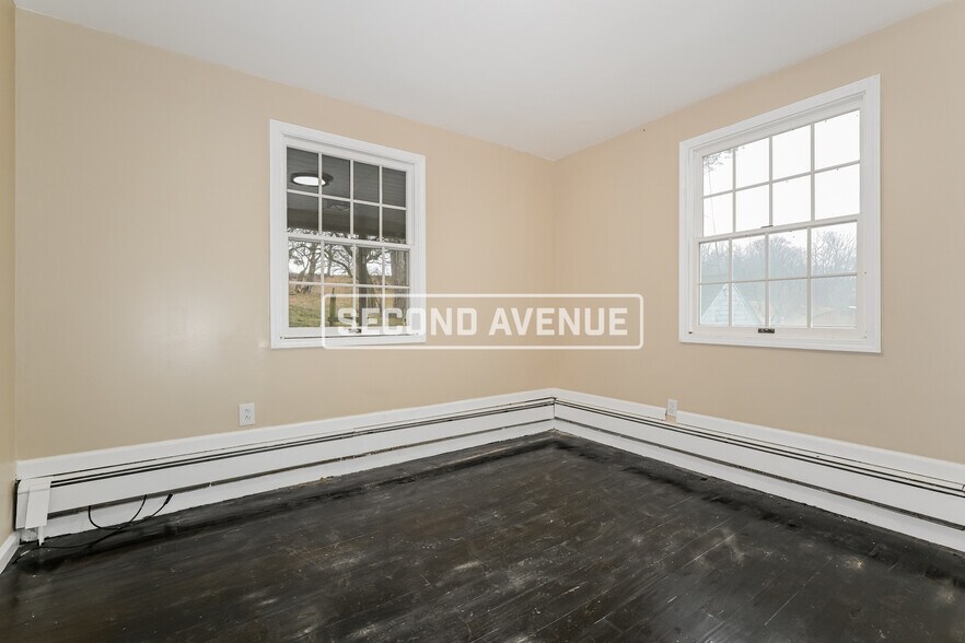 Building Photo - 633 Beatty Rd
