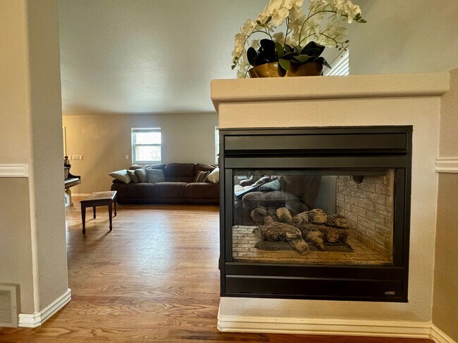 Building Photo - Beautiful home in Black Forest on 2.5 acres