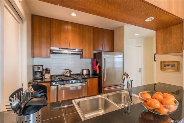 Building Photo - 2721 1st Ave