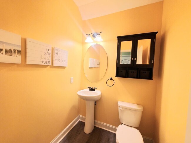 Building Photo - Gorgeous Home In Turnberry Subdivision