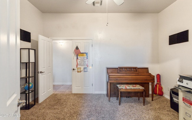 Building Photo - 4290 S Silva Dr