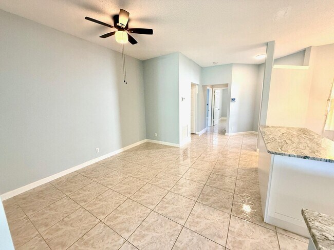 Building Photo - 3162 Via Poinciana