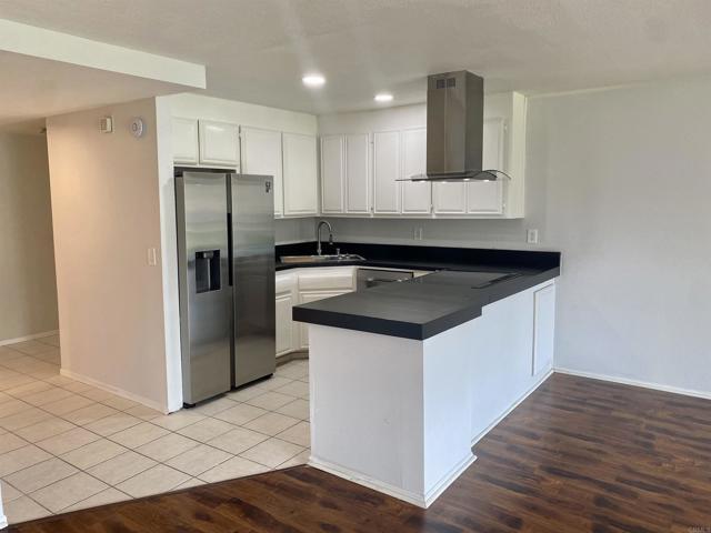 Building Photo - 2507 Navarra Dr