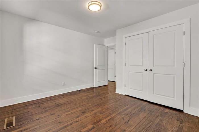 Building Photo - 1271 Lorenzo Dr SW