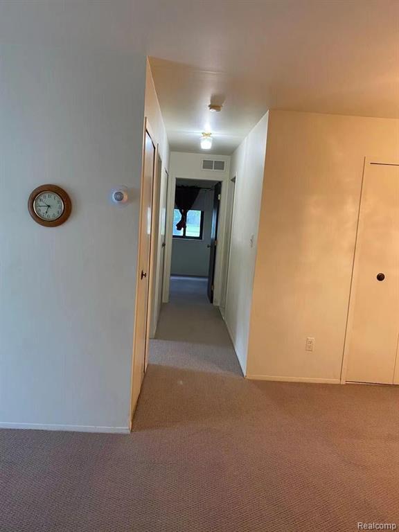 Building Photo - 7538 Manor Cir