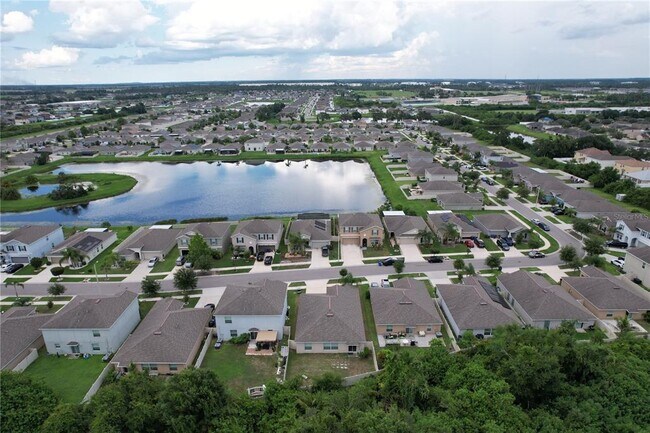 Building Photo - 1740 Broad Winged Hawk Dr