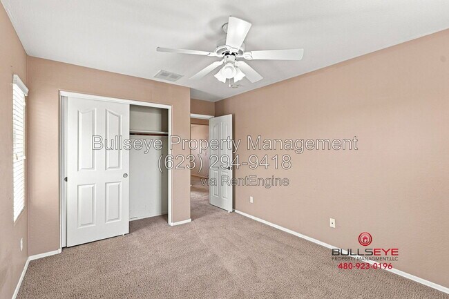 Building Photo - 3289 E Ivanhoe St