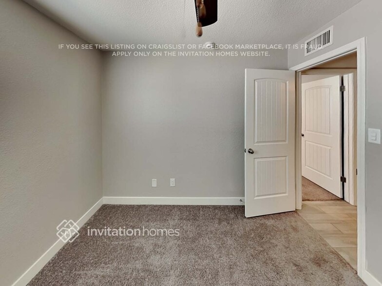 Building Photo - 2028 E Minton Dr