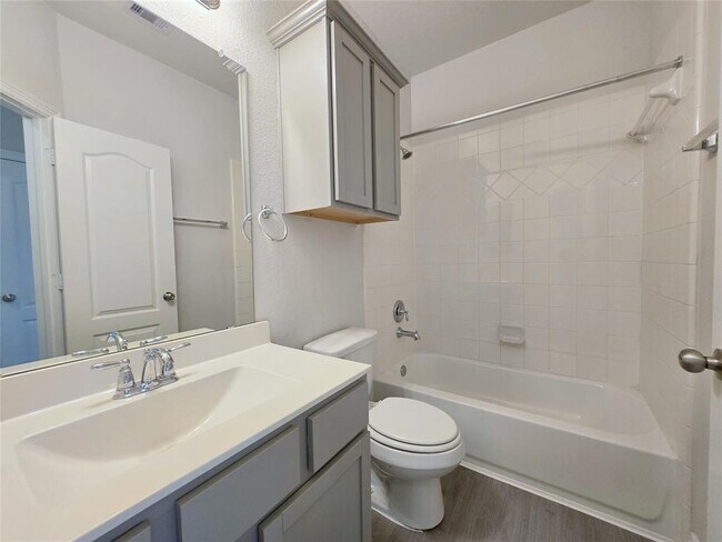 Building Photo - 3327 Avary River Ln