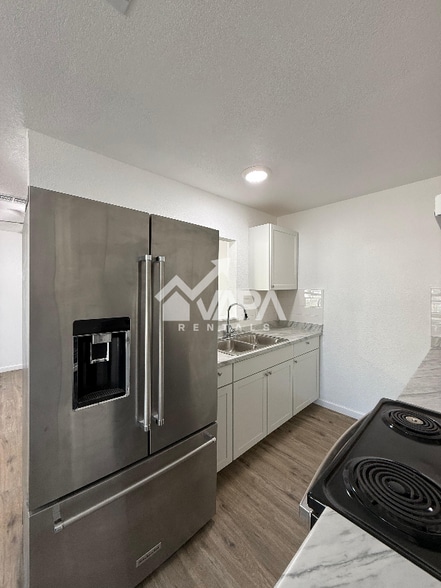 Building Photo - 5331 Beryl Cove