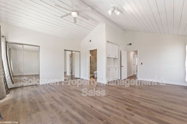 Building Photo - 315 Cerro St