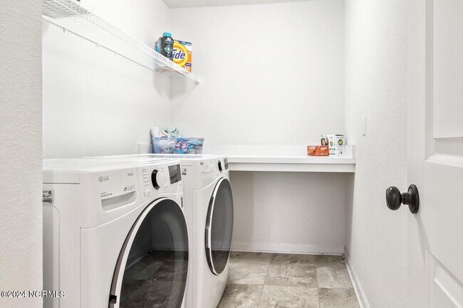 Building Photo - 107 Gander Dr
