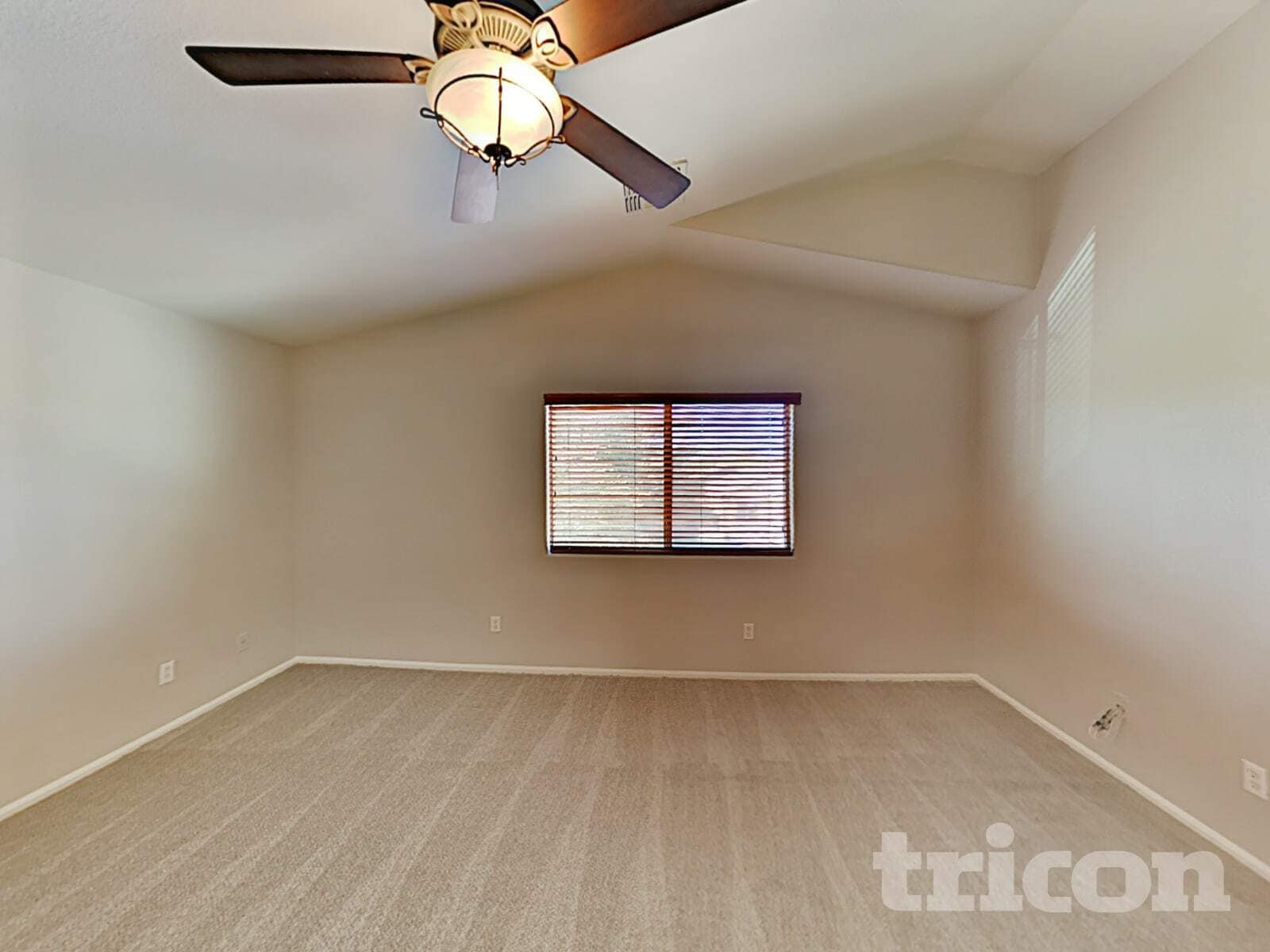 Building Photo - 396 W Corriente Ct