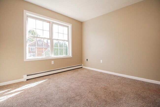 Building Photo - 126 Sears Island Dr