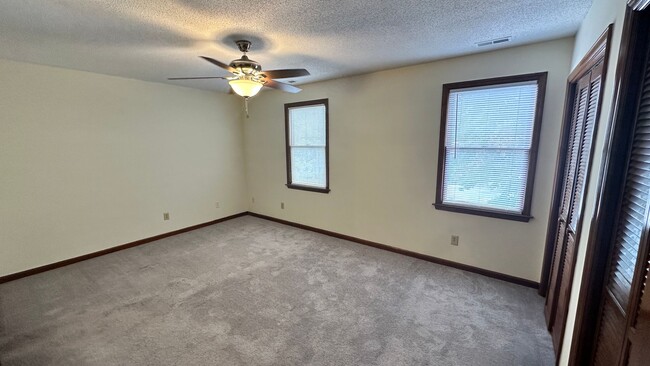 Building Photo - 4705 Fargo Ct