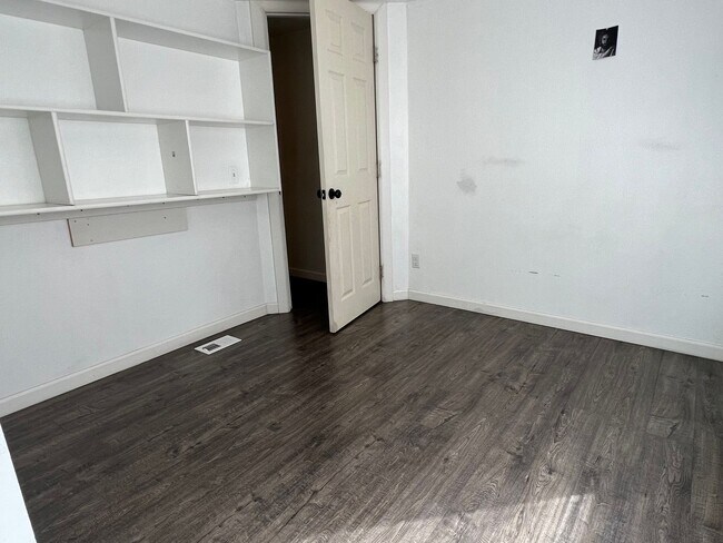 Building Photo - 1200 W Dimond Blvd