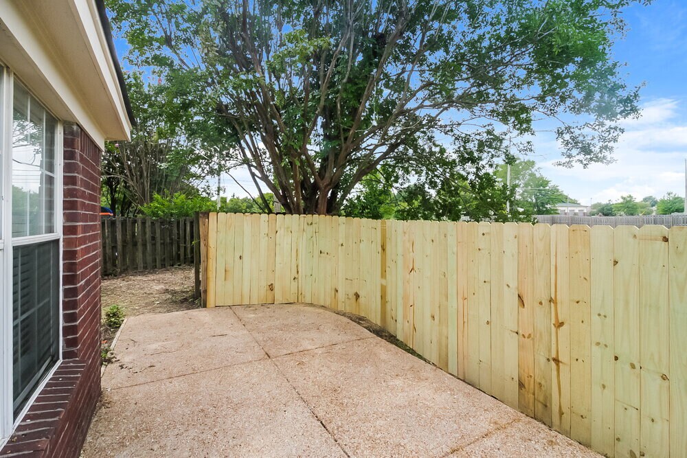 Building Photo - 1793 Black Bear Cir W