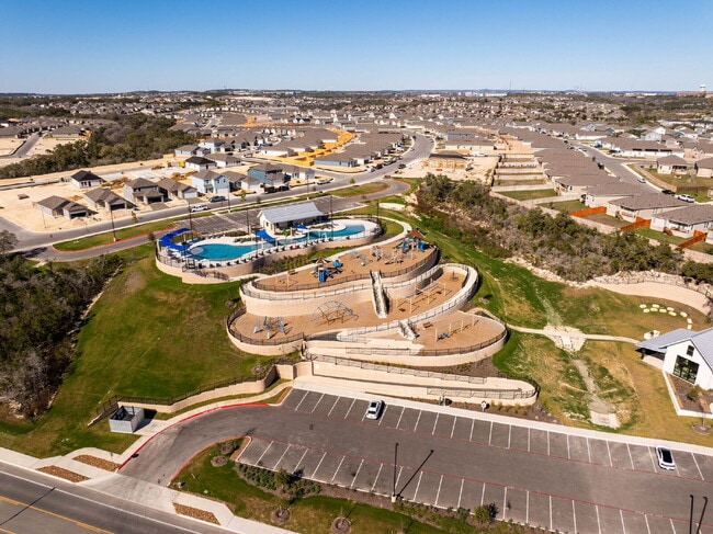 Building Photo - 1 MONTH FREE RENT WITH 18 - 24 MONTH LEASE!!! AVAILABLE THROUGH MAY ONLY! INTERNET INCLUDED!