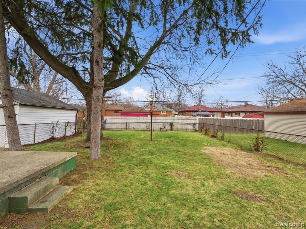 Building Photo - 20271 Grandville Ave