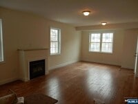 Building Photo - 110 39th St