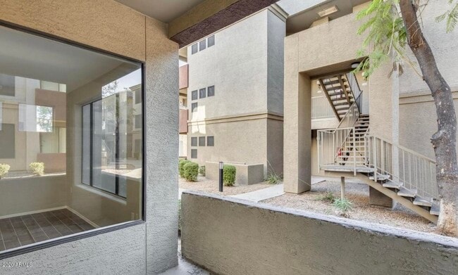 Building Photo - 3848 N 3rd Ave