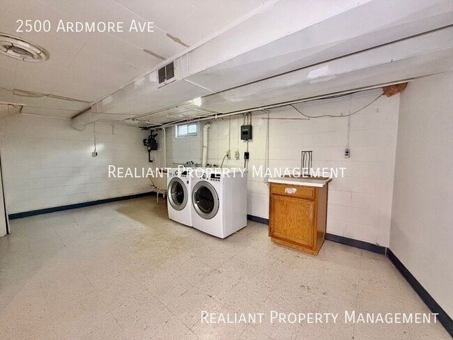 Building Photo - 2500 Ardmore Ave