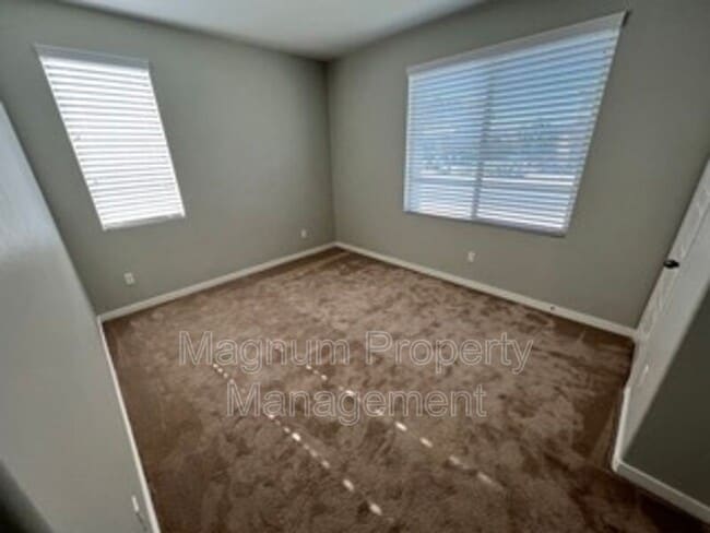 Building Photo - 30960 Falling Star Pl