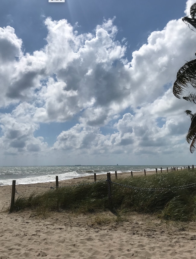 Building Photo - 3000 N Ocean Blvd