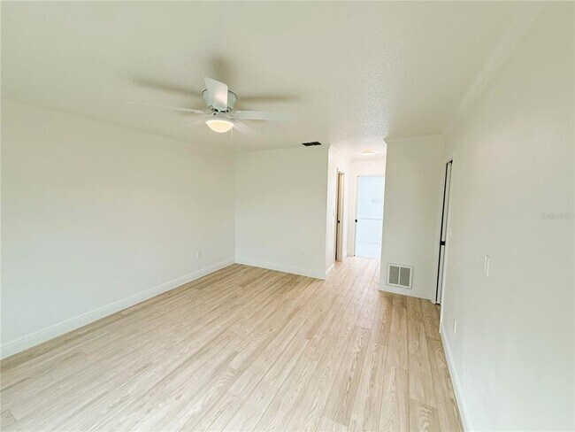 Building Photo - 4560 Rickover Ct
