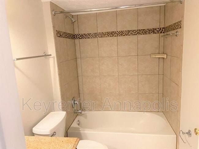 Building Photo - 8221 Water Lily Way