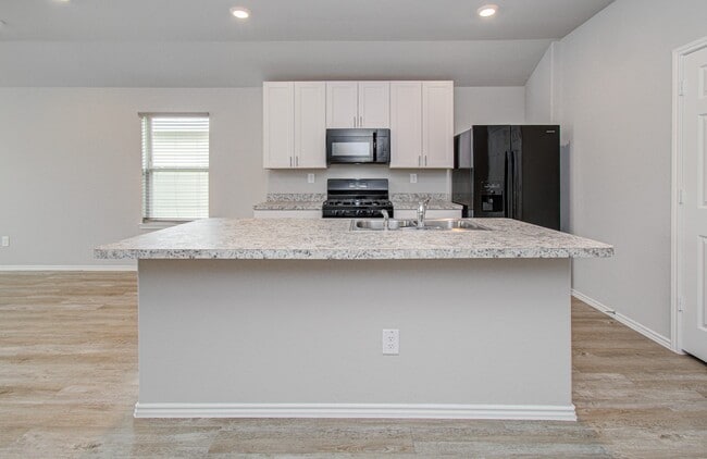 Building Photo - 2030 Brixham Bluff Ln