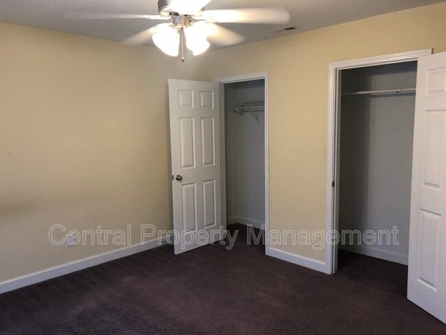 Building Photo - 112 Silverbrook Drive